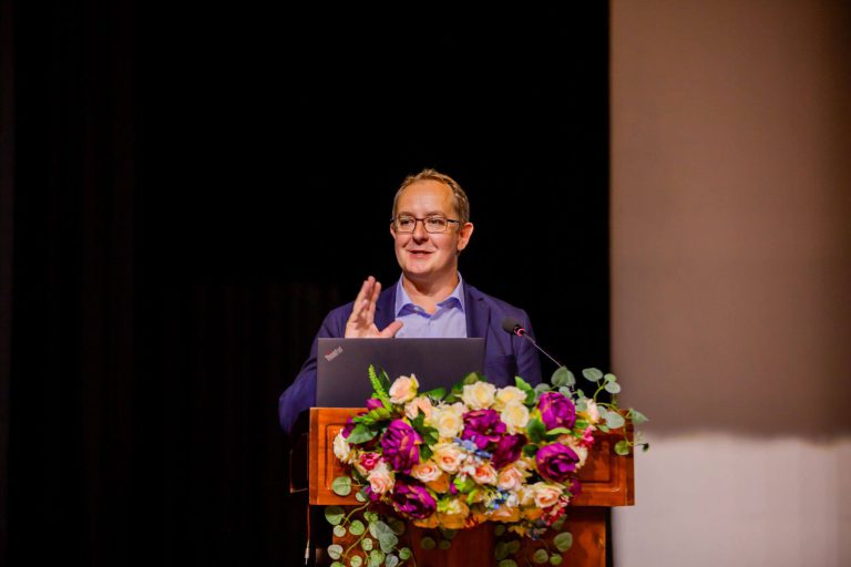 nsbm-faculty-of-computing-icact-2024-event9